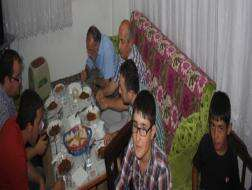 Ünye Kaymakamlığı Sıcak Yemeği İle Vatandaşın İftar Konuğu