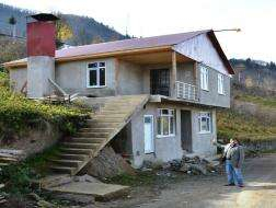Geleneklerini Yaşatmak İçin Köy Konağı Yaptılar