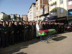 Genç Yaşta Kendini Evin Tavanına Asarak İntihar Etti