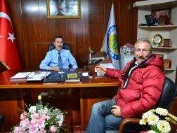 Sanatçı Gafur Uzuner, Çambaşı Yaylası’na Hayran Kaldı