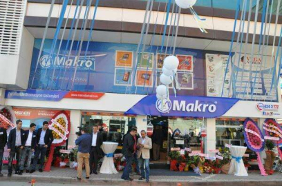 Makro Teknoloji Market Yenilendi