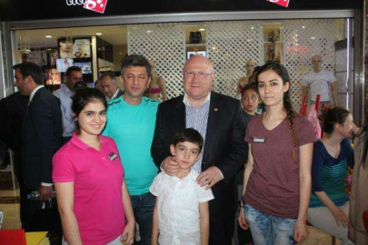 Ak Parti’li Şener: “Gençler İlk Oylarını Ak Parti’ye Verecek”