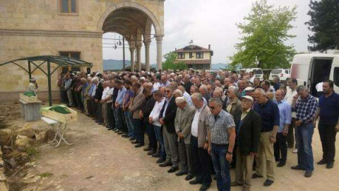 Demirkol Ailesinin Acı Günü “Yenge ile Kayın” Aynı Gün Toprağa Verildi