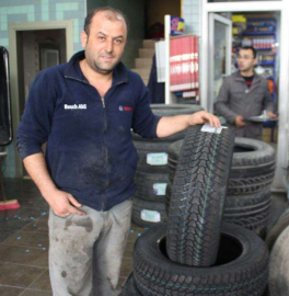 Oto Lastikçilerde Kış Lastiği Yoğunluğu