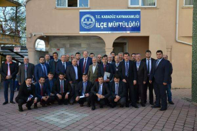 Emekliye Ayrılan Personele Forma ve Plaket