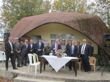 Kümbet Yolunu Yaptırabilmek İçin Tören Düzenlediler