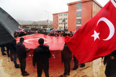 ODÜ’de Şehitlere Saygı Teröre Tepki Yürüyüşü