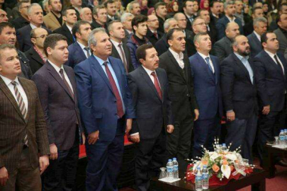 ARINCI: “DARBE GERÇEKLEŞSEYDi iÇ SAVAŞ, iŞGALLER OLABiLiRDi”