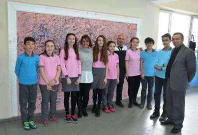 “Düşünceni Dök Duvarı” Öğrencilerin Dert Ortağı Oldu