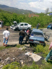 Feci Kaza’da 2 Ölü 1 Yaralı