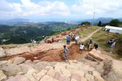 Antik Kurul Kalesi’nde Kazılar Tekrar Başladı