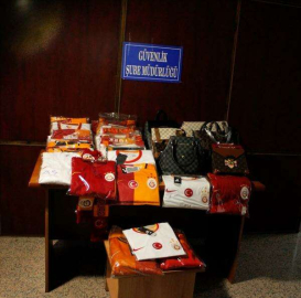 Sahte Galatasaray Ürünleri Satan İş Yerlerine Ceza