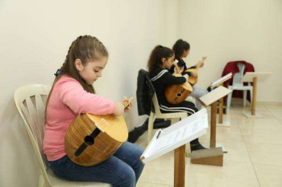 Belediye Konservatuvarında Bağlama Eğitimi