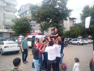 Ana Kucağından Asker Ocağına