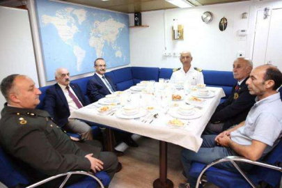 TCG Barbaros (F-244) Gemisi Ordu’da
