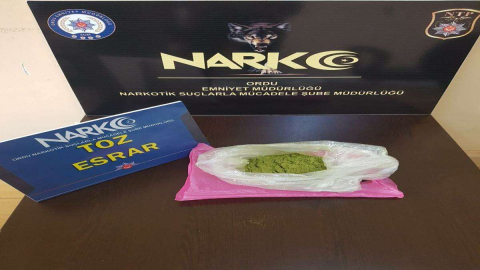 Polis Merkezine İmza Atmaya Uyuşturucu İle Geldi