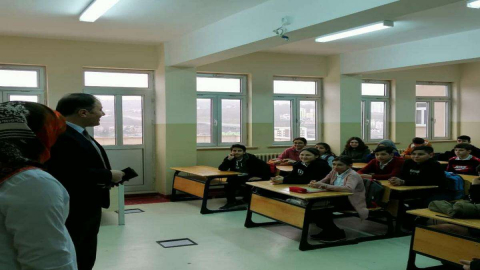 İl Millî Eğitim Müdürü Kutlu Tekin Baş, Okul Ziyaretinde Bulundu