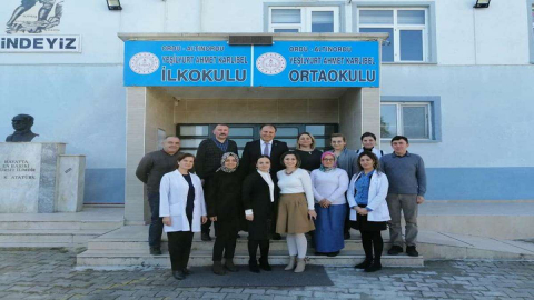 Kutlu Tekin Baş, Öğretmen ve Öğrencilerle Buluştu
