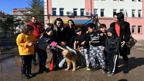 Hayvan Sahiplendirilen Okullara Eğitim Semineri