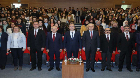 ODÜ’de “8 Mart Dünya Kadınlar Günü” Paneli Gerçekleştirildi