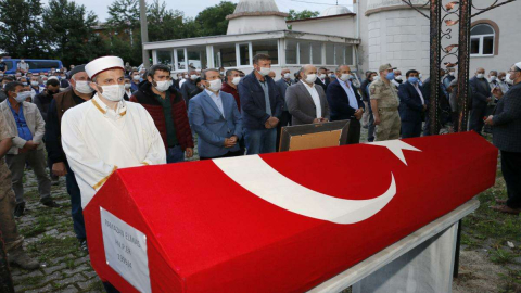 Sözleşmeli Er Ramazan Elmas Akkuş’ta Son Yolculuğuna Uğurlandı