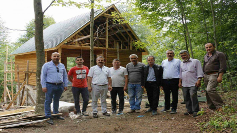 Bungalov Evler Kertil Mesire Alanına Renk Katacak
