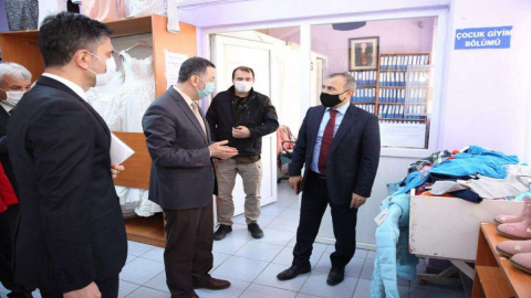 Vali Sonel, Sosyal Market’te İncelemede Bulundu