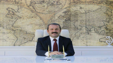 Başkan Demirci: “22 Bin Nüfus Payıyla 80 Bin Kişiye Hizmet Ediyoruz”