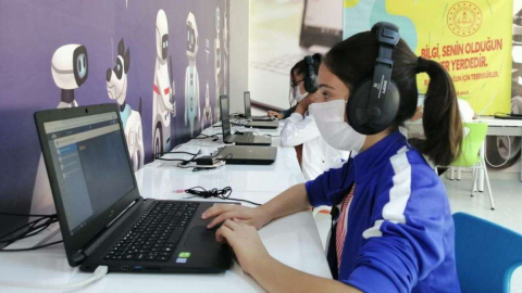 68 Bin 241 Tablet Bilgisayar Daha Öğrencilere Ulaşıyor