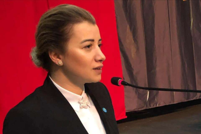 İyi Parti Fatsa İlçe Başkanı Eda Doruk Çivici:“Hepimiz Uyurken Çıkarılan Bu Kararnameler Demokrasimizi Öldürmeye Teşebbüstür”