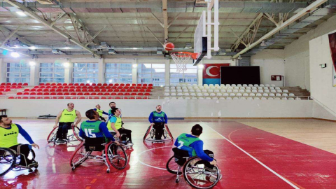 Büyükşehir Süper Lig’de Parkeye Çıkıyor