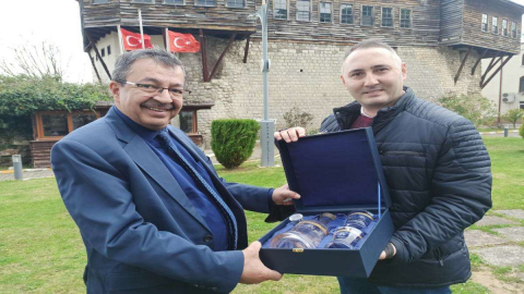 Senai Demirci ve Hayati İnanç  Gönülleri Fethetti