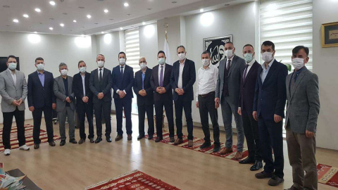Hafızlara Belgeleri Takdim Edildi