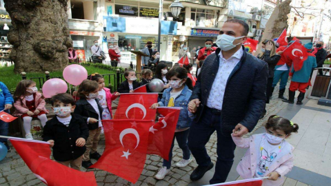Çocuklara Tekne Orucu ve 23 Nisan Etkinliği