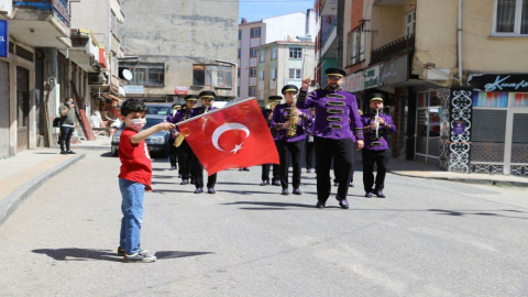 Kent Orkestrası ve Şehir Bandosu Tam Not Aldı