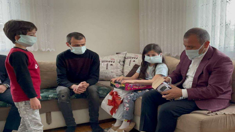 Vali Sonel, İlçe Ziyaretlerini Sürdürüyor