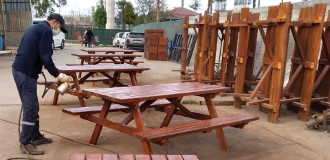 Büyükşehir Parklarda Bakım ve Onarım Yapıyor