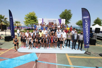 Derece Elde Eden Sporcular Ödülle Taçlandırıldı