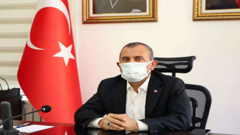 Vali Sonel: “Çok Dikkatli Olmak Zorundayız”