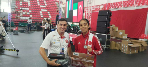 Sudenaz Avrupa 3.sü Oldu