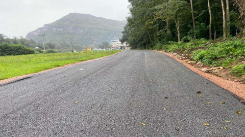 İki İlçeye Bağlantı Sağlayan Yol Asfalta Kavuşturuluyor