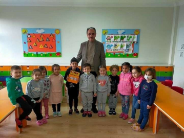 Minikler Kardeşlerini Unutmadı