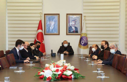 Vali Sonel, “Rehavete Kapılmayalım”