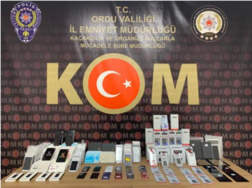 Kaçak Cep Telefonu Operasyonu Yapıldı