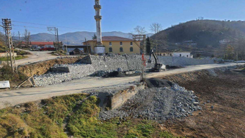 Büyükşehir 20 Yıllık Soruna Neşter Attı