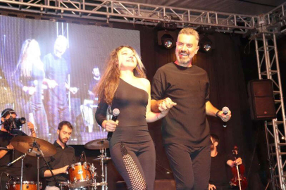 Evrim Yılmaz ve Turgay Başyayla Dinleyenleri Mest Ettiler