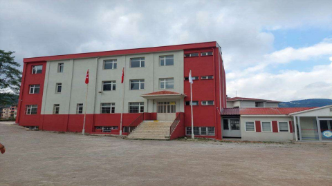 Yeni Eğitim Öğretim Yılı Öncesi Çalışmalar Hız Kesmeden Sürüyor