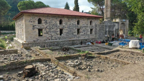 Restorasyon ve Kazı Birlikte Yürütülüyor