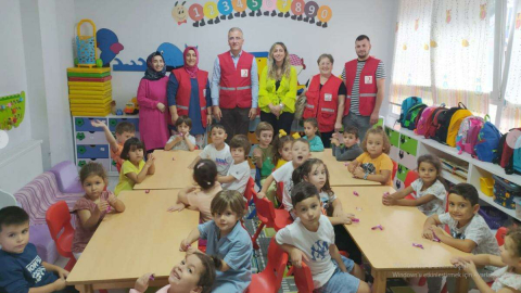 Kızılay Fatsa Şubesi Öğrencilerin Yanında