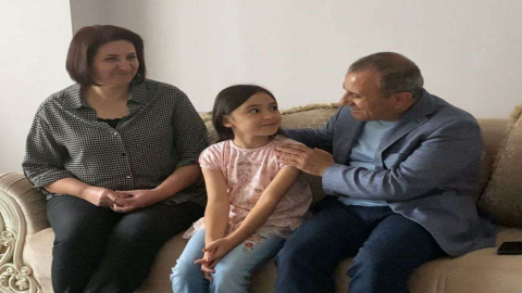 Vali Sonel Hane Ziyaretlerini Sürdürüyor